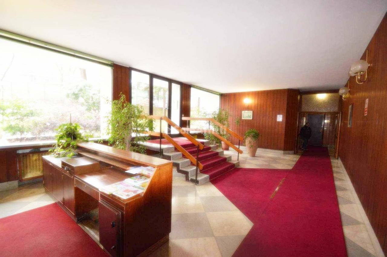 Bed & Breakfast A San Siro 75 Milano Eksteriør billede